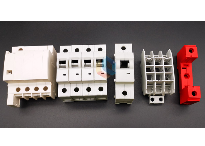 斷路器塑殼（ké）